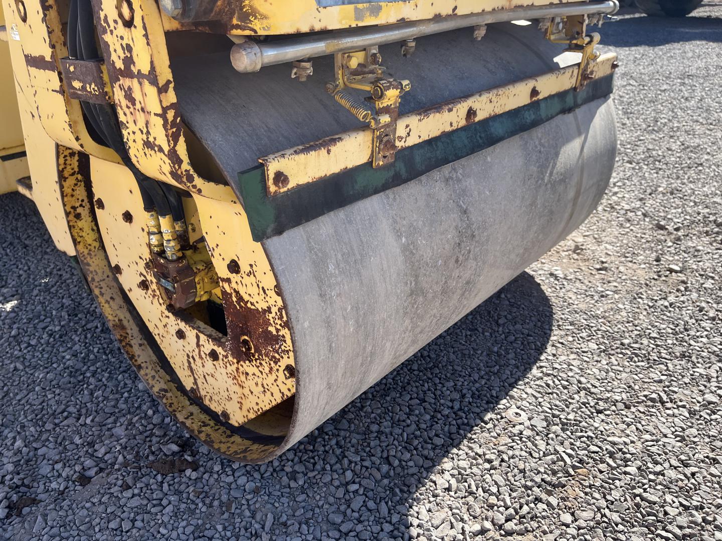 ./imagenes/INVOICE/2019/16352/COMPACTADOR SAKAI (5).JPG